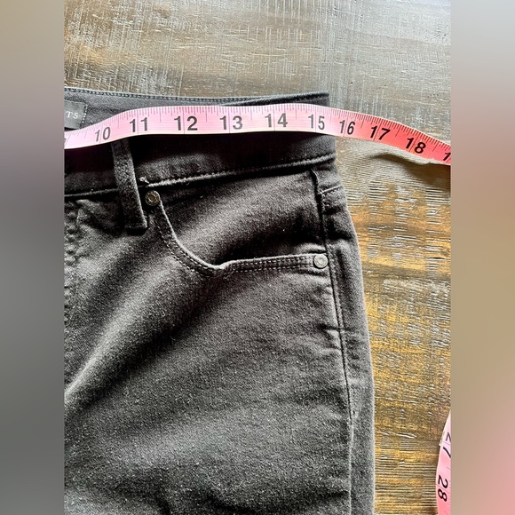 Talbots Women’s Size 6P Black High Waist Straight Leg Jeans Pants Denim Cotton - Picture 4 of 7